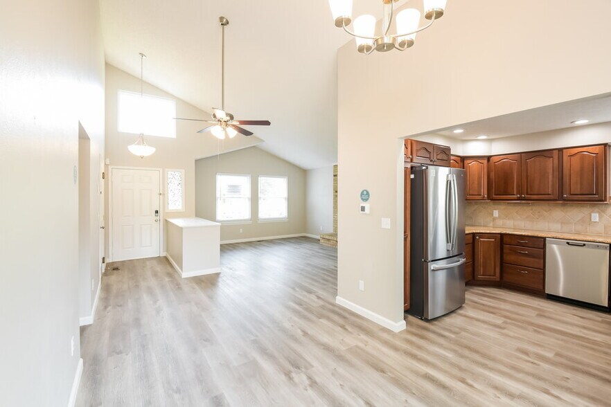 Building Photo - 8780 W Quarto Cir