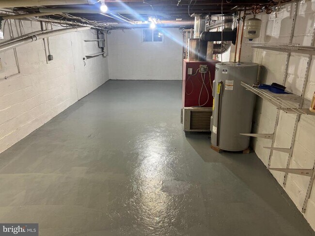 Building Photo - 2712 Canada Hill Rd