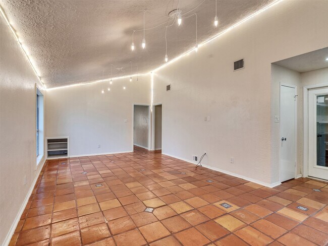 Building Photo - 22538 Market Square Ln