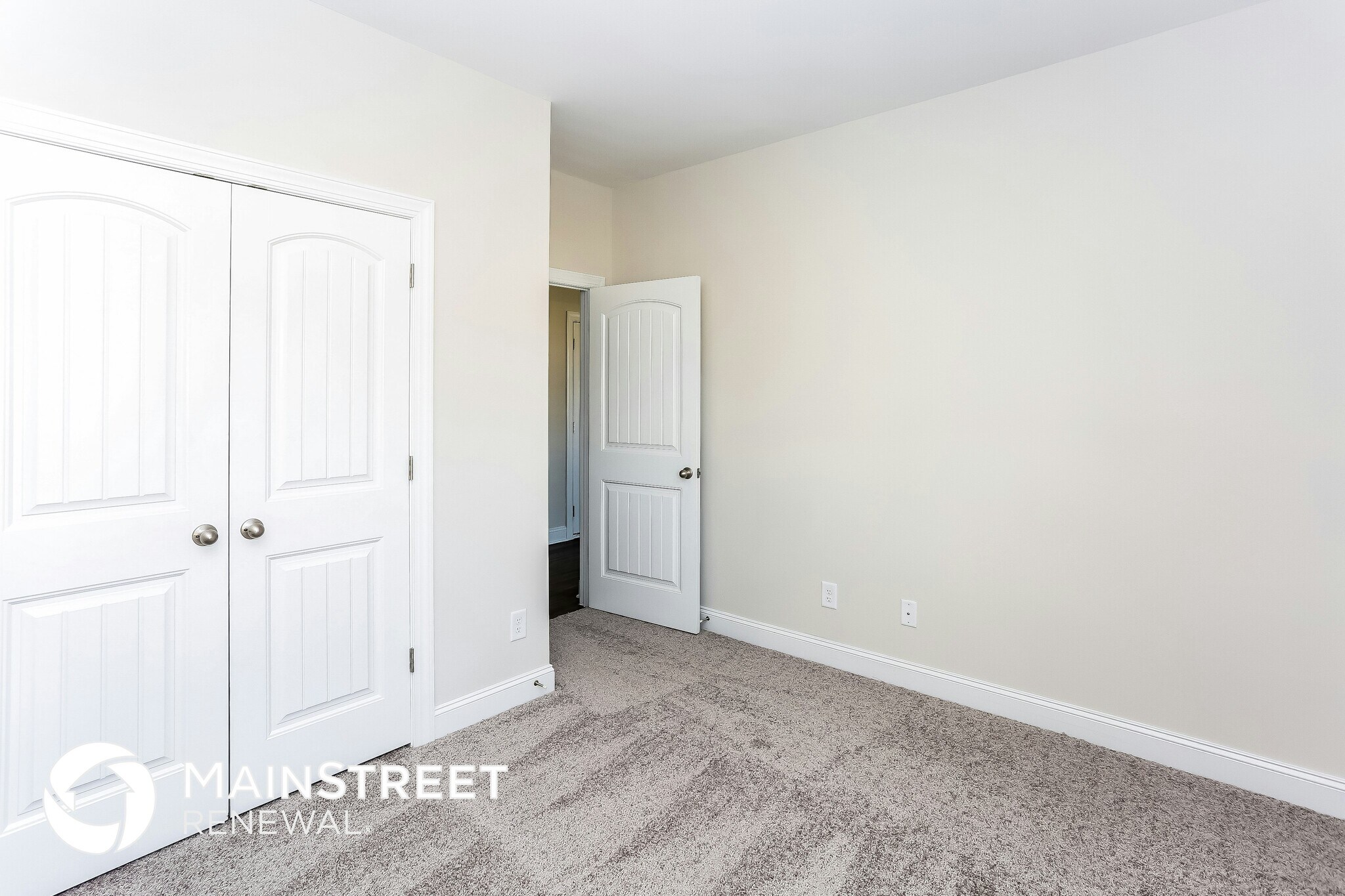Building Photo - 2065 Swanport Ln