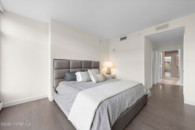 Building Photo - 30 Melrose Terrace