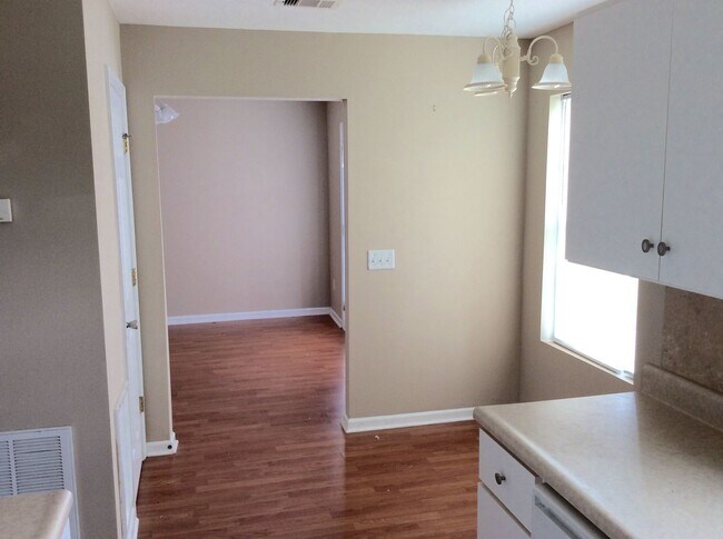 Building Photo - 5001 Scotch Pine Ave