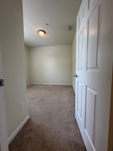 Building Photo - 3338 Robert Trent Jones Dr