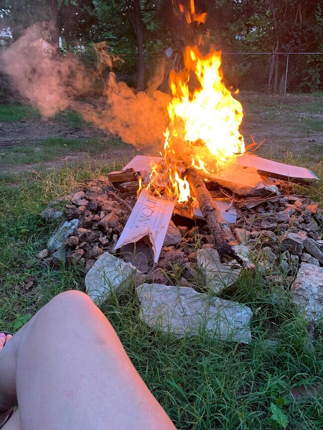 Building Photo - 4300 Mount Vernon Dr