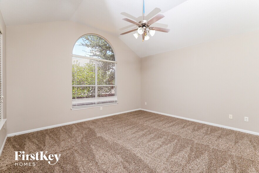 Building Photo - 2225 Crary Meadow