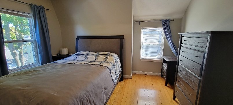 Building Photo - 60 Montvale St