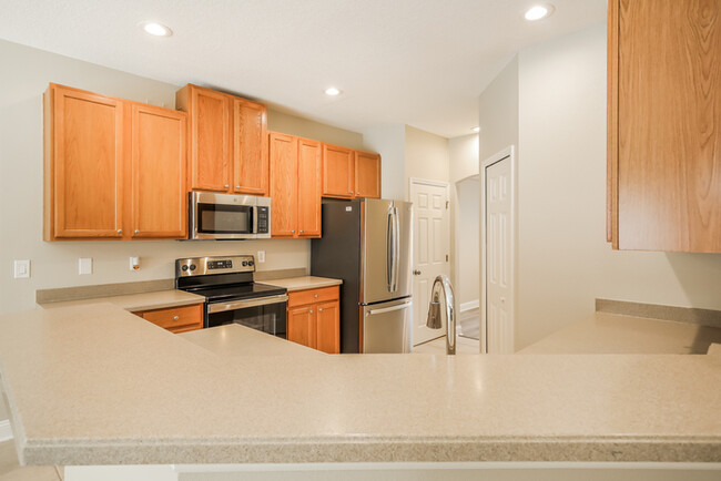 Building Photo - 12423 Blackwater Ct