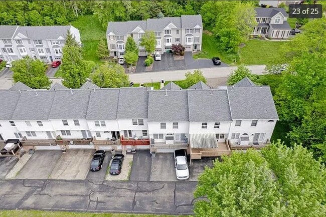 Building Photo - 236 Fieldbrook Dr