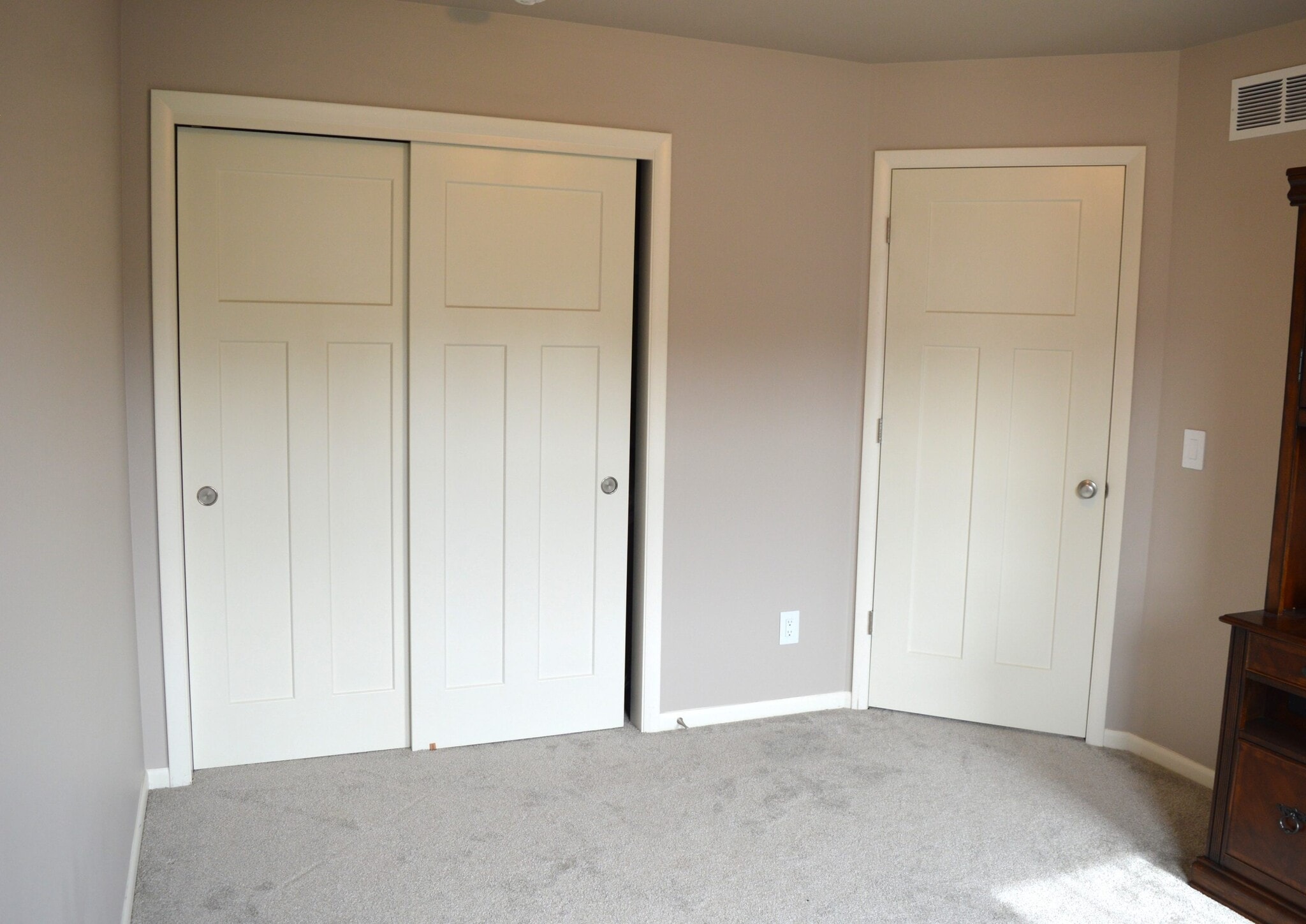 Building Photo - 321 Alton Dr