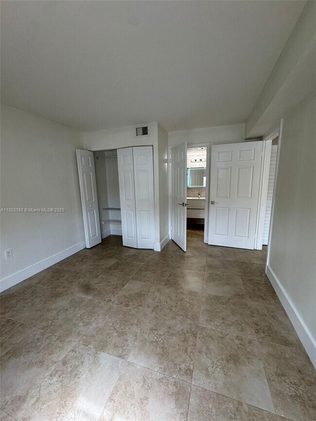 Building Photo - 6195 NW 186th St
