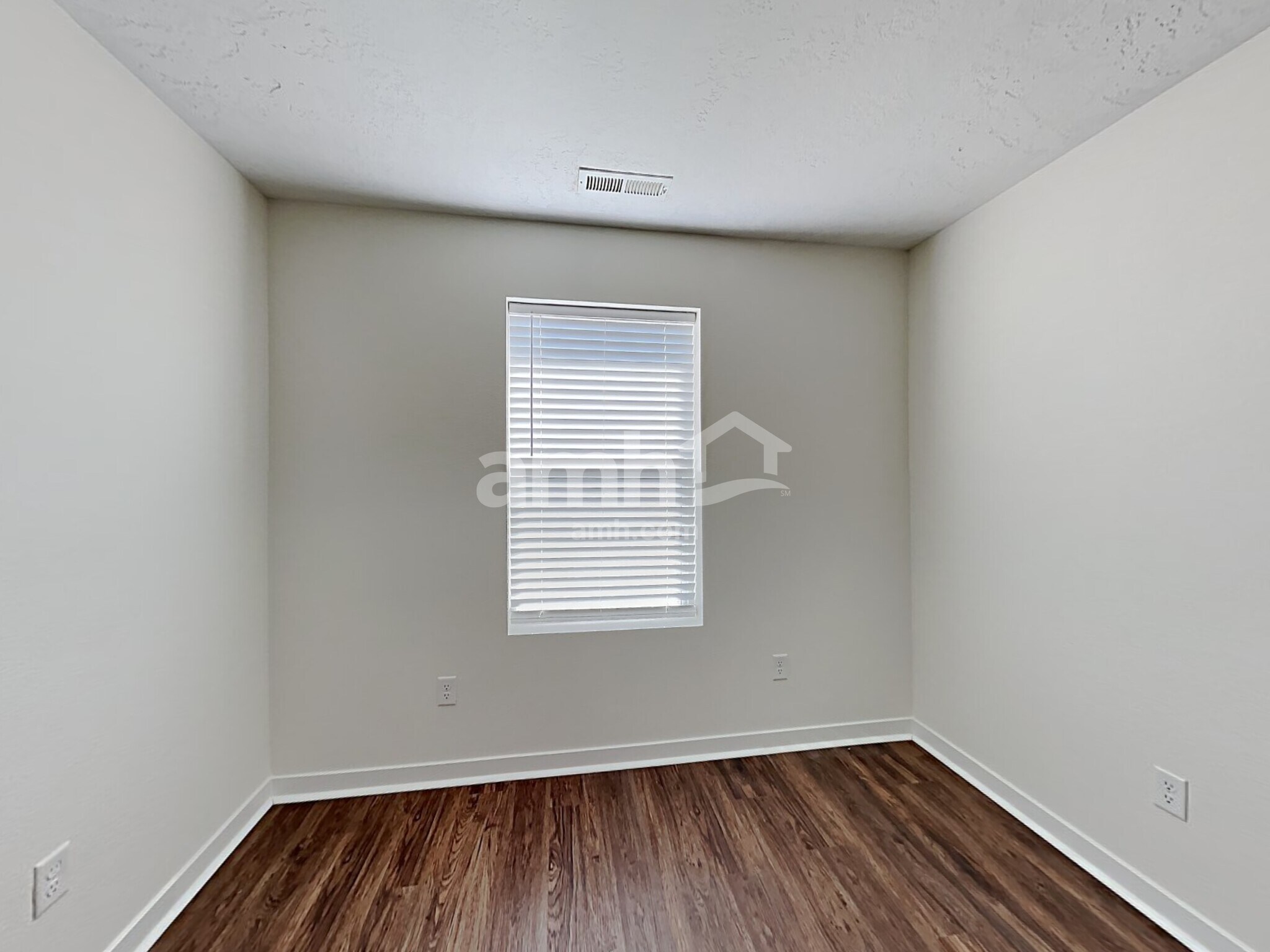 Building Photo - 9137 W Bigwood Dr.