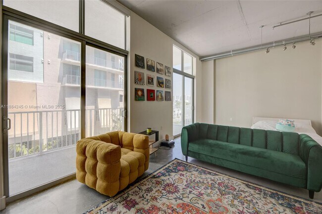 Building Photo - 2100 Van Buren St