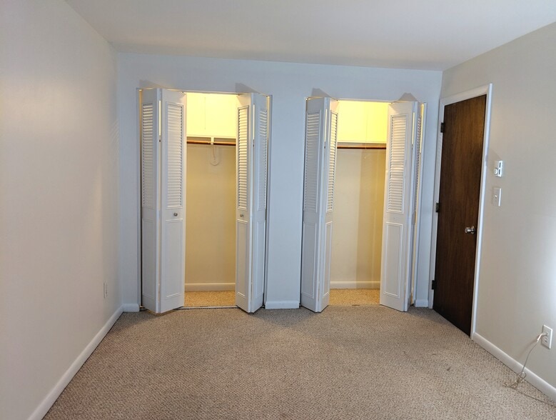 Building Photo - 61 Fairmount St