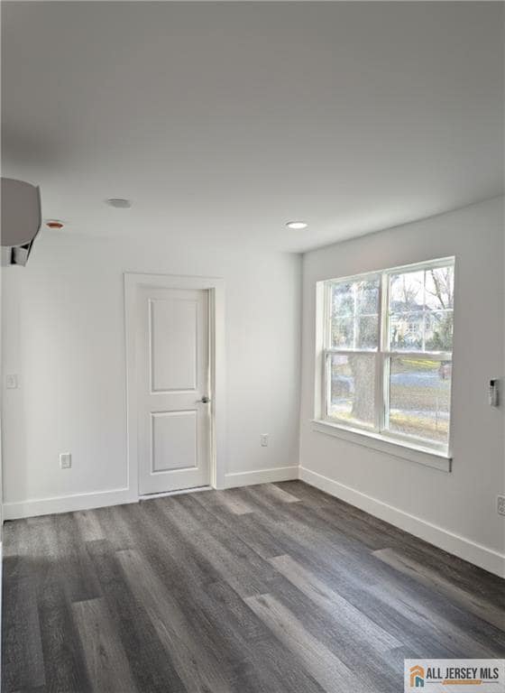 Building Photo - 1790 W 4th St