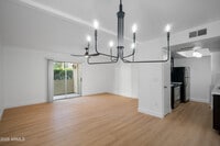 Building Photo - 729 W Coolidge St