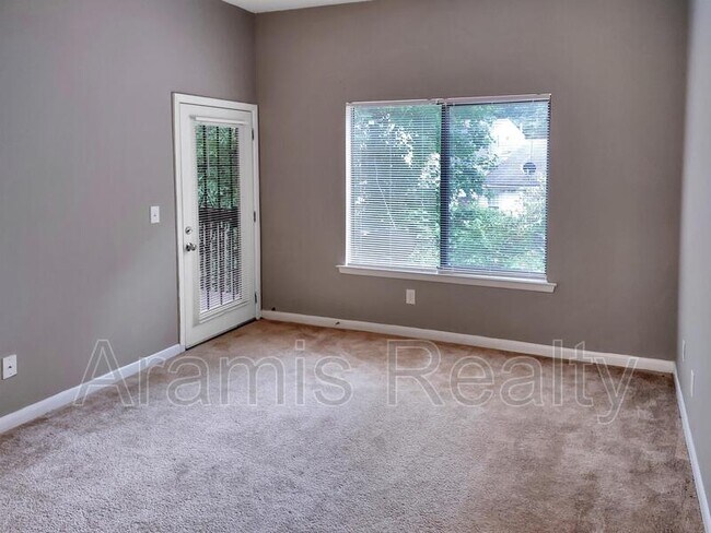 Building Photo - 3272 Blazing Pine Knoll