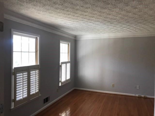 Building Photo - 4817 Woodspring Dr NE