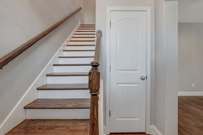 Building Photo - Harpeth Park Townhome in Bellevue