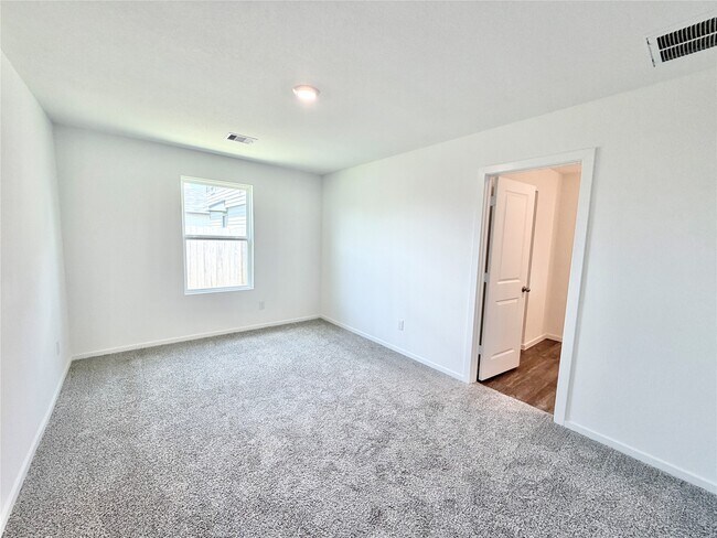 Building Photo - 40839 Hawthorne Glades St