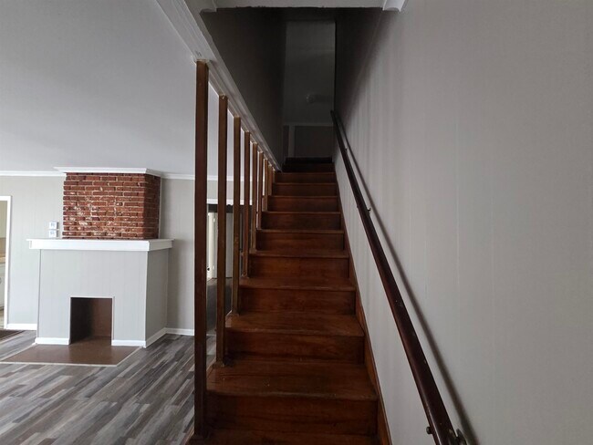 Building Photo - 524 S Greer St