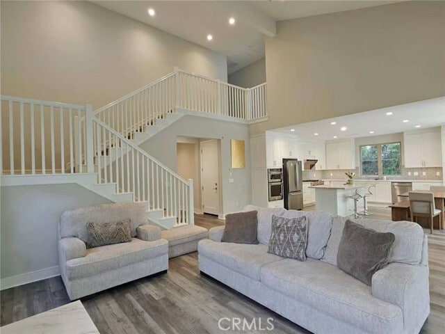 Building Photo - 117 Parakeet