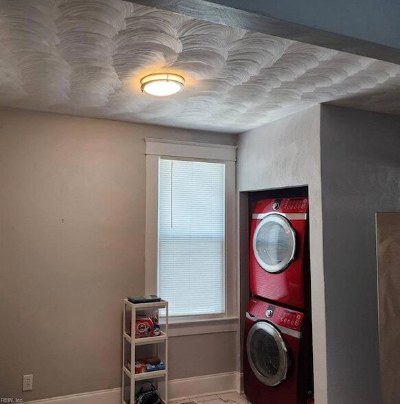 Building Photo - 3605 Killam Ave