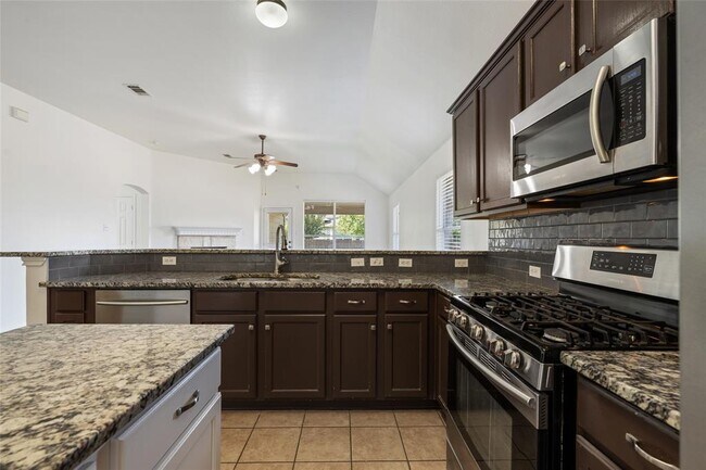 Building Photo - 3704 Pine Needle Cir