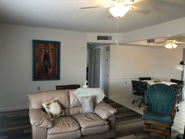 Building Photo - 768 Leisure World