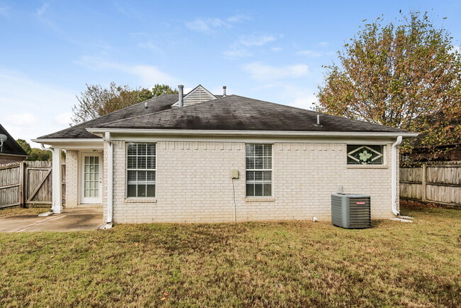 Building Photo - 5794 Carrel Cove