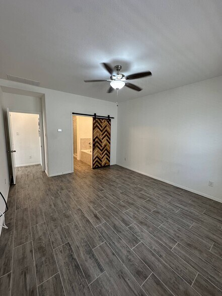 Building Photo - 3702 Allegro Dr