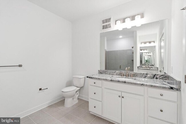 Building Photo - 21731 Dovekie Ter