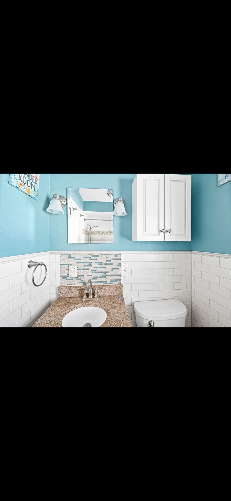 Building Photo - 445 E Oxford St