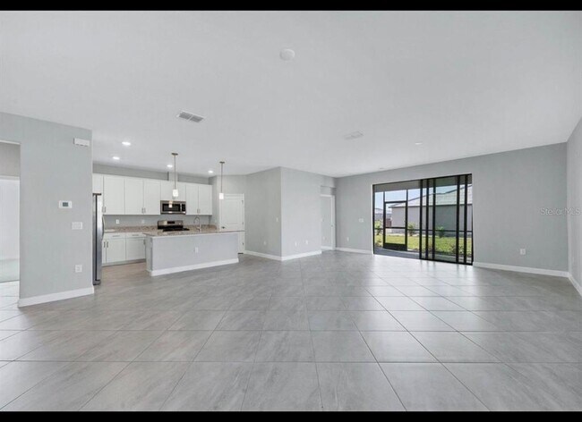 Building Photo - 5127 Coral Reef Wy