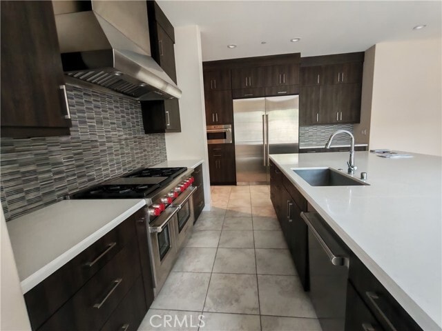 Building Photo - 55 Thrasher