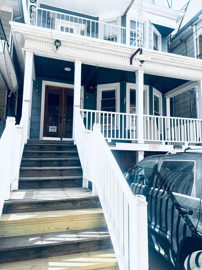 Building Photo - 63 Van Reypen St