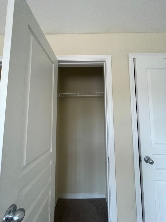 Building Photo - 18-1825 Whittaker