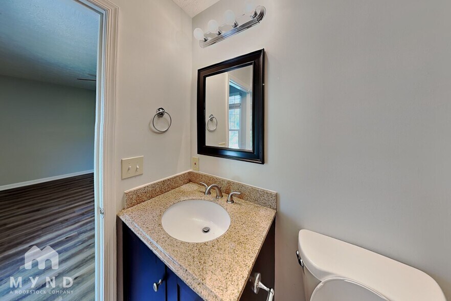 Building Photo - 8224 Wynewood Ct
