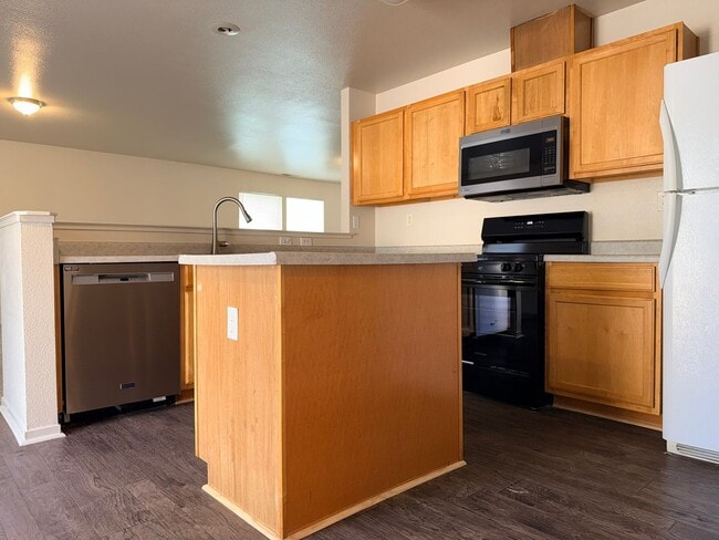 Building Photo - 1277 Sunrise Dr