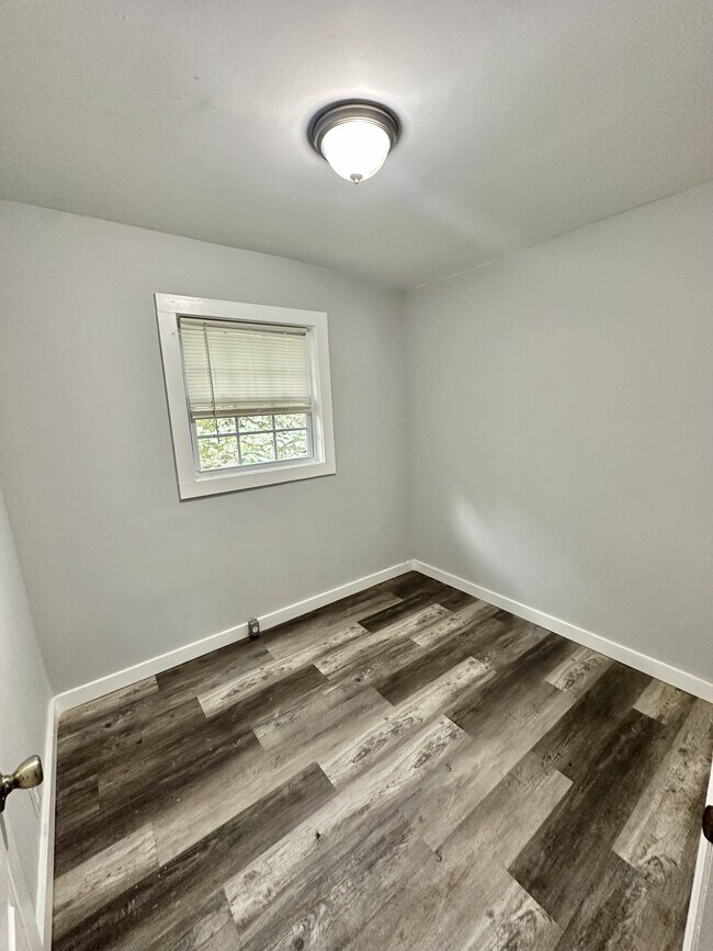 Building Photo - 1206 15th St