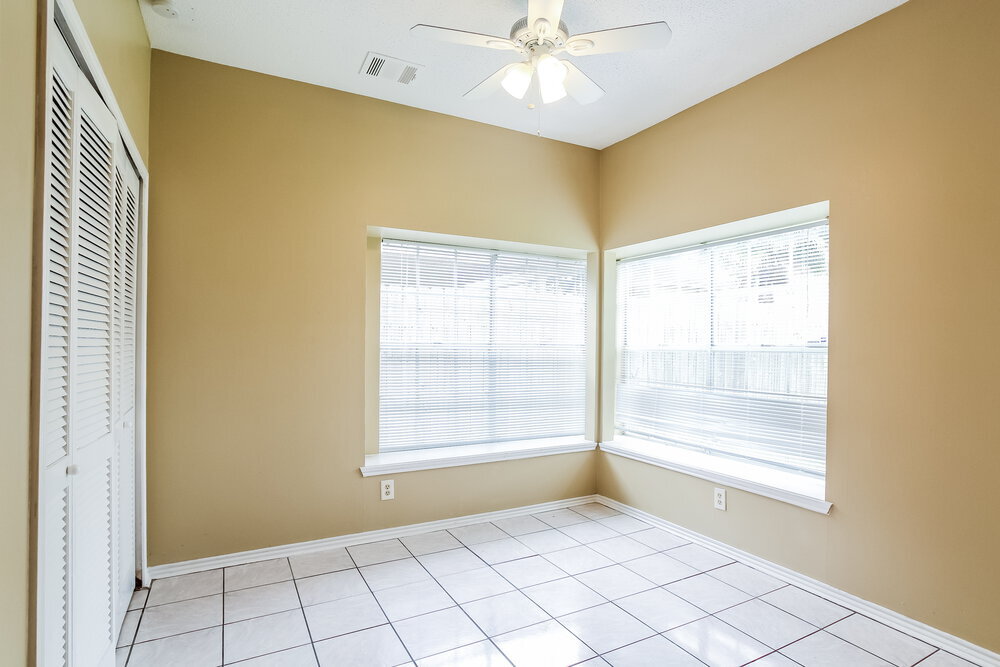 Building Photo - 6018 Fern Hollow Ct