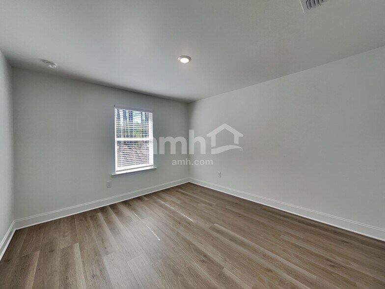 Building Photo - 1459 Aquamarine Dr