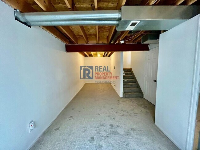 Building Photo - 12200 Monaco Dr