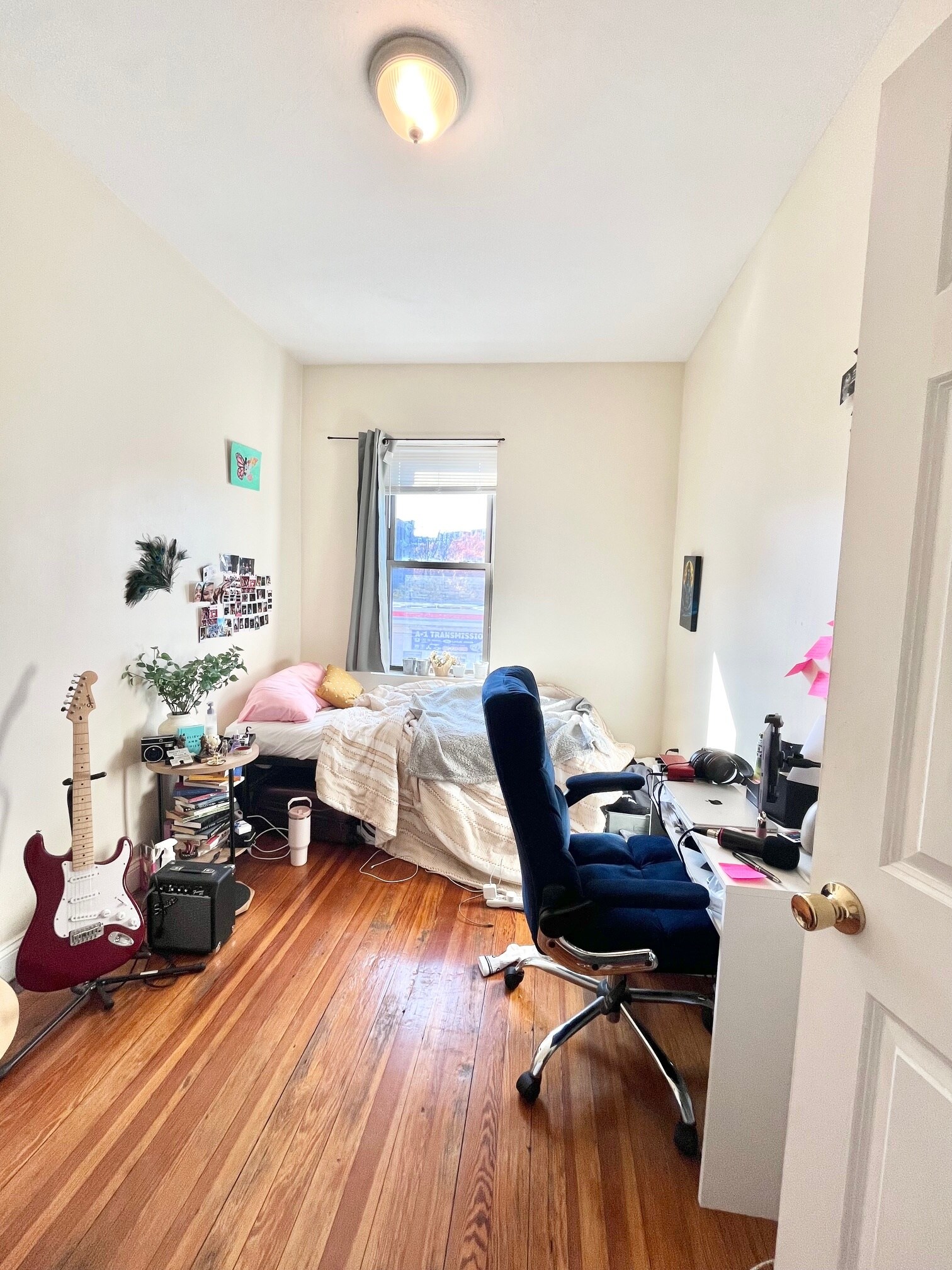 Building Photo - 10 S Huntington Ave