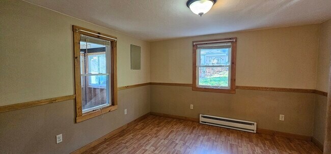 Building Photo - 89 Jolicoeur Ave