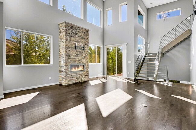 Building Photo - 28424 Tepees Way