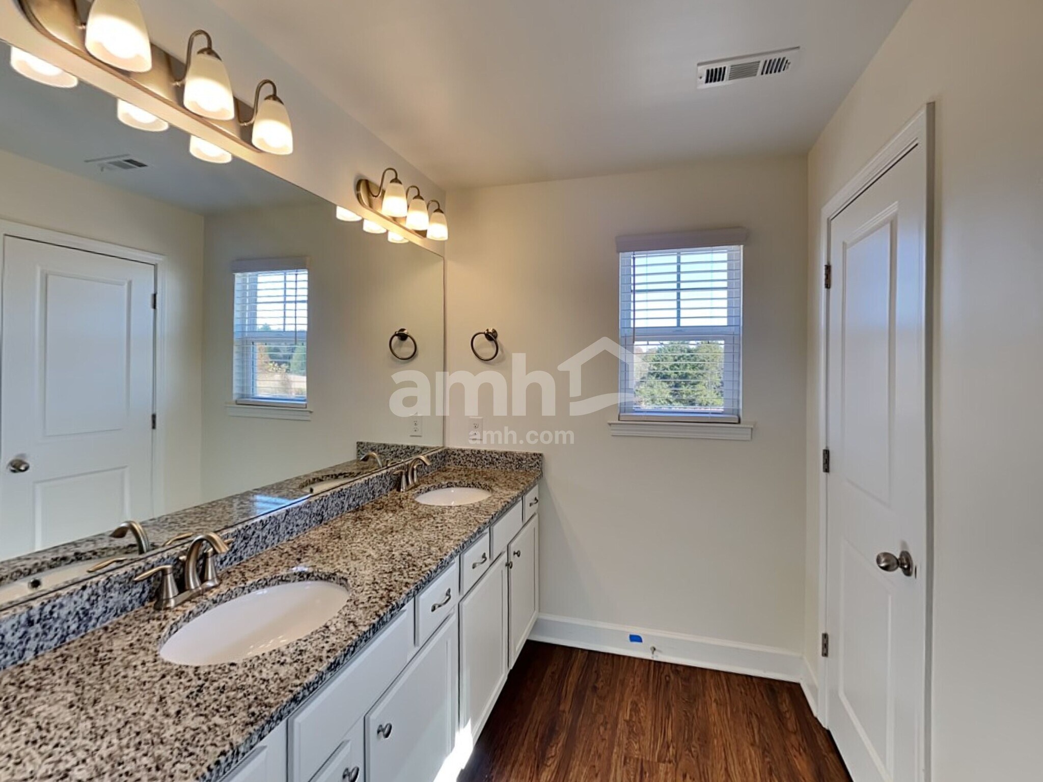 Building Photo - 5240 Maxwell Rd