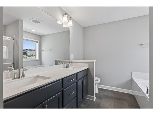Building Photo - 1559 Edgebrook Ln