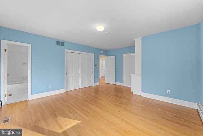 Building Photo - 901 Walker Rd