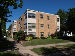 Building Photo - 529 Cleveland Ave S