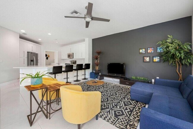 Building Photo - 10982 Ravel Ct